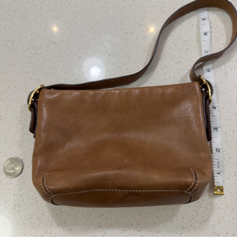 Vintage Coach Leather Shoulder Crossbody Small Bag  (Cognac)